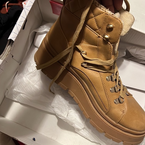 Chunky Platform Boot - Picture 2 of 3